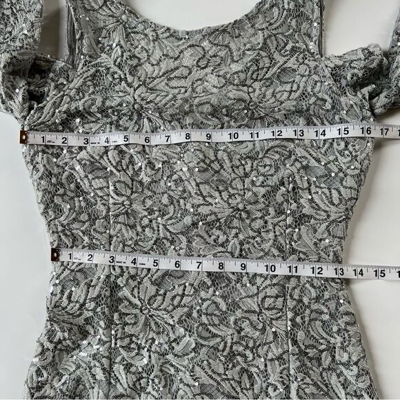 Marina Cold Shoulder Sequin Prom Dress Formal Gown Size 4 - Picture 15 of 16